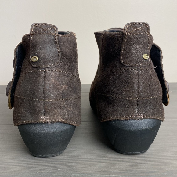 MERRELL Luxe Button Espresso Brown Suede Staple Clogs Ankle Booties Size 7 - Picture 6 of 11